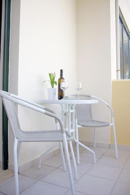 Cozy Apartment In The Heart Of The City 伊拉克利翁 外观 照片