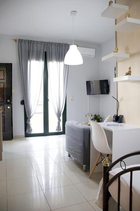 Cozy Apartment In The Heart Of The City 伊拉克利翁 外观 照片